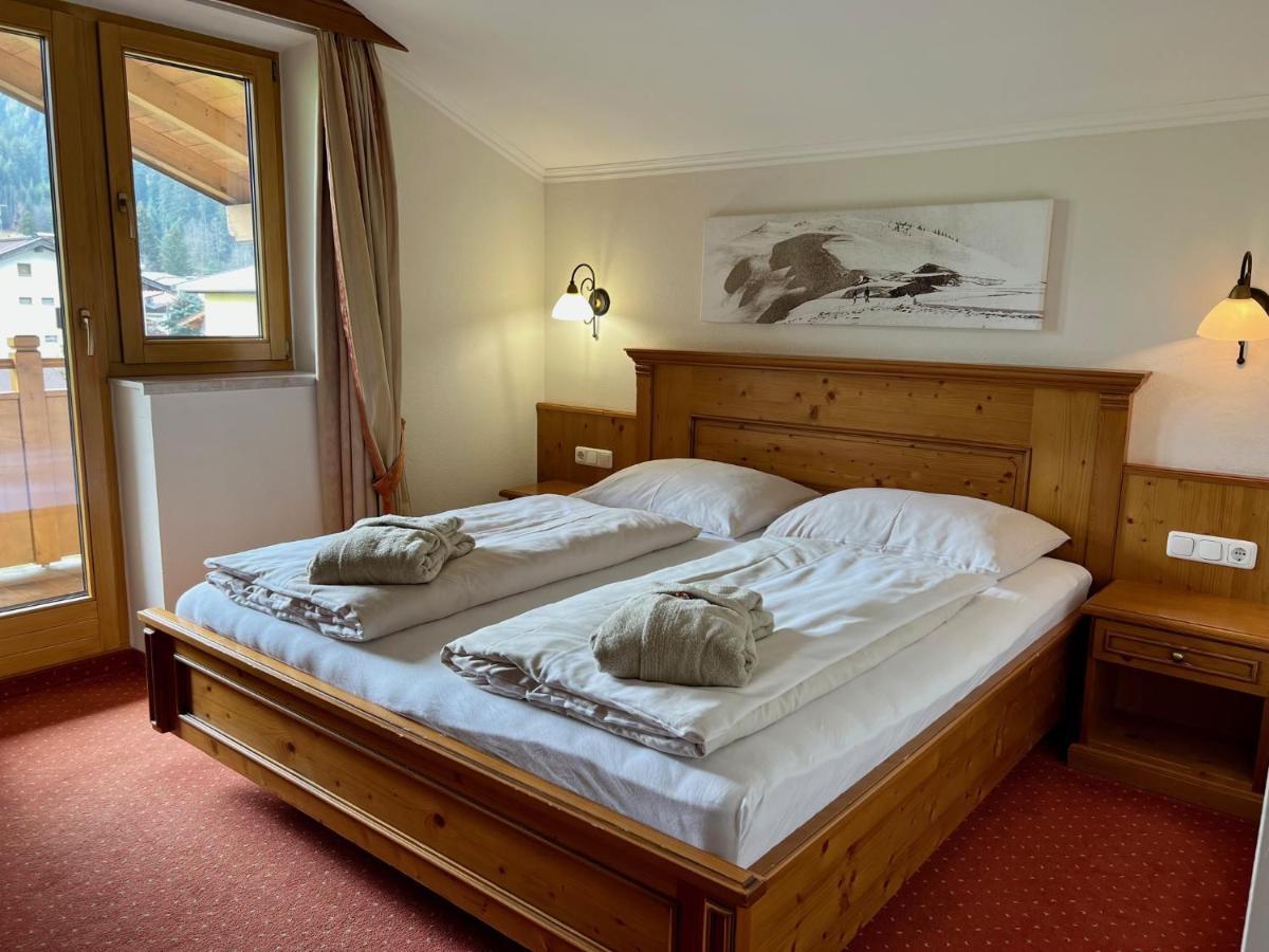 Loipenstubn Hotell Brixen im Thale Exteriör bild