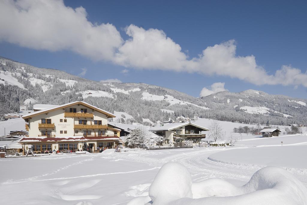 Loipenstubn Hotell Brixen im Thale Exteriör bild